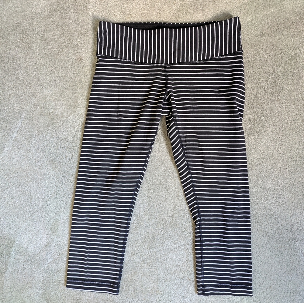 Bundle Of 2 Lululemon Leggings Size 8